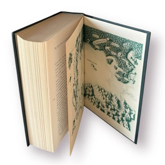 🛍️SALE🛍️INHERITANCE & ELDEST (Limited Edition) by Christopher Paolini (Set of 2) - Picture 7 of 16